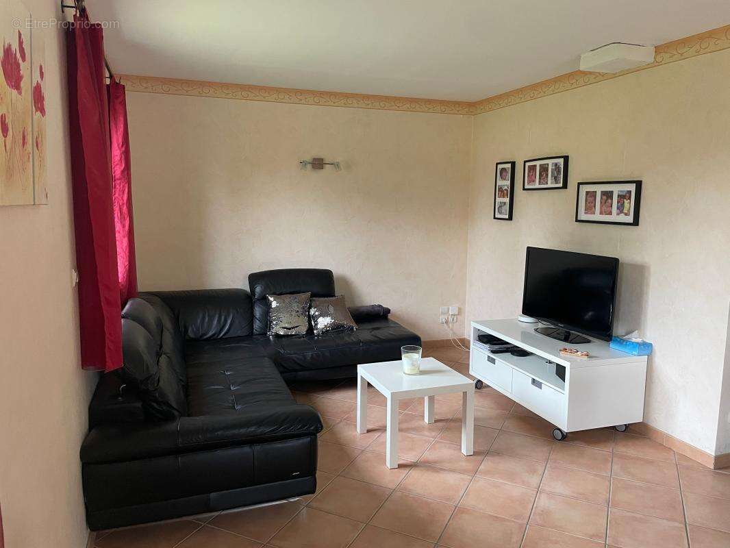 Maison à SAINT-ROMAIN-DE-JALIONAS