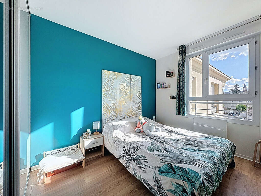Appartement à ROSNY-SUR-SEINE