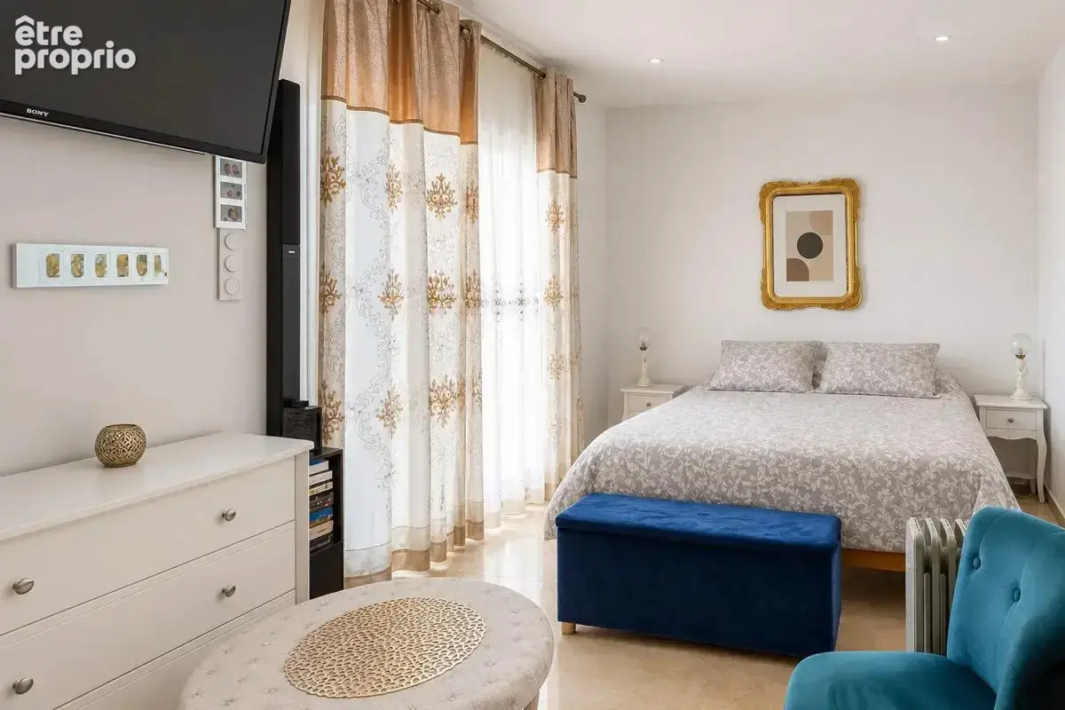 Maison 5 chambres et 2 appartements à Toulon Est - photo 6