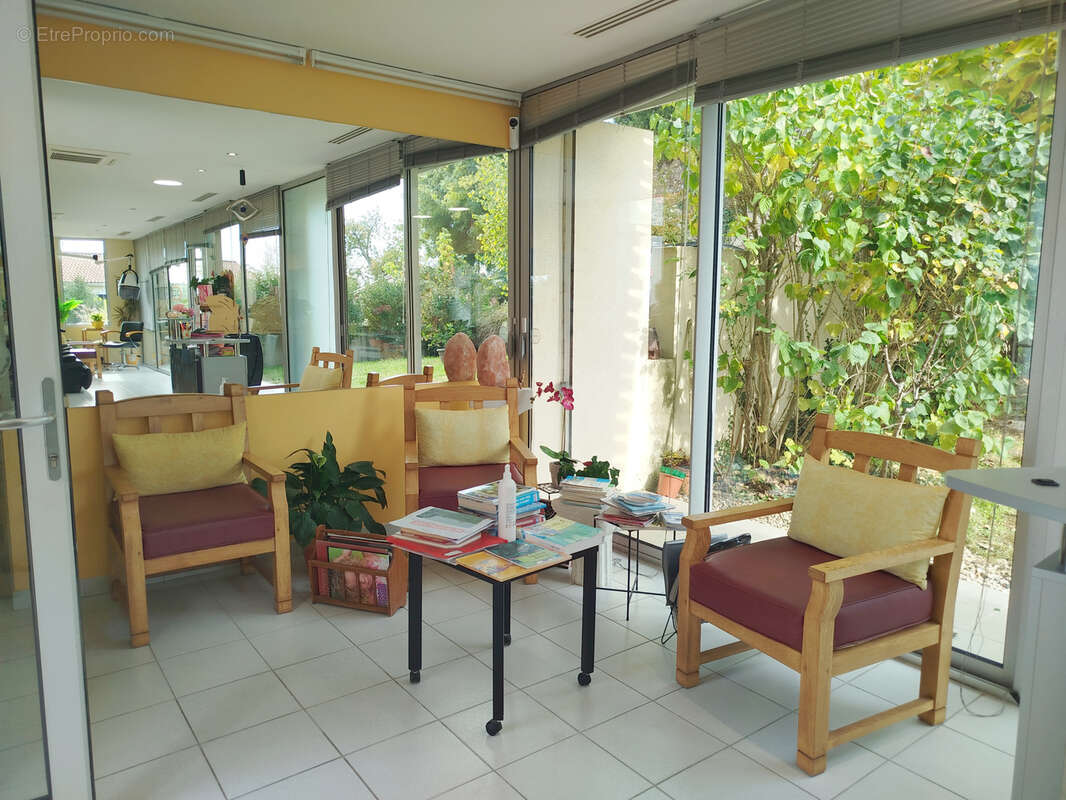 Commerce à PELLEGRUE