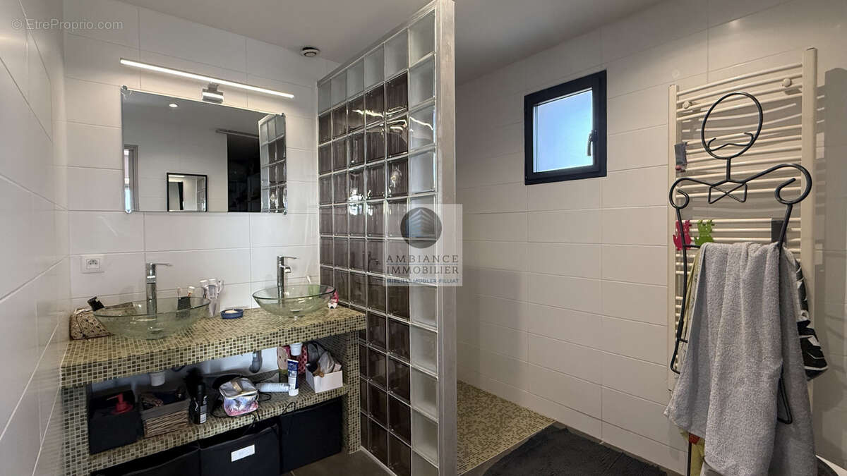 Maison à SAINT-PERAY