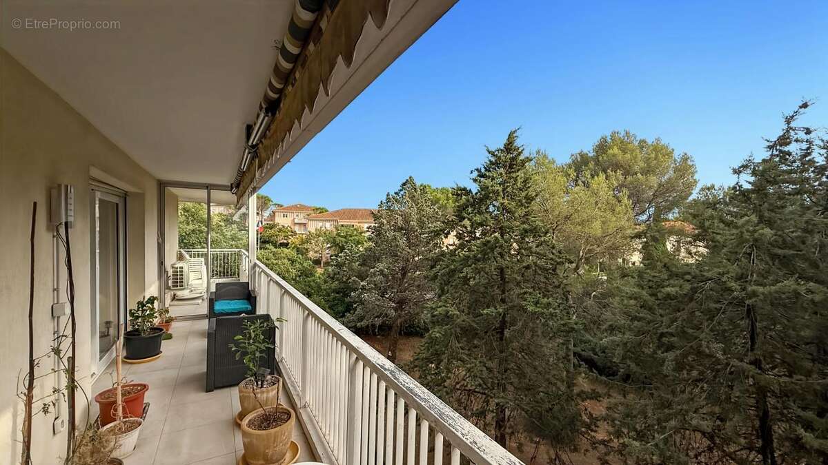 Appartement à SAINT-RAPHAEL