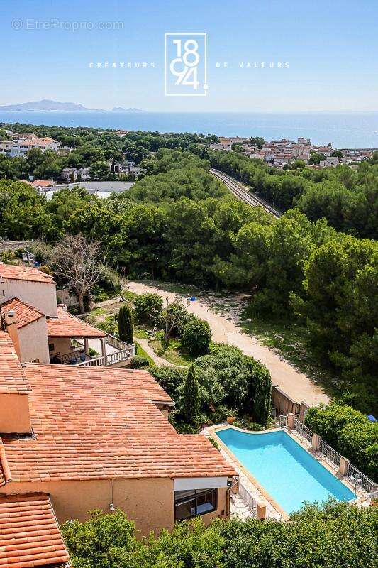 Maison à SAUSSET-LES-PINS