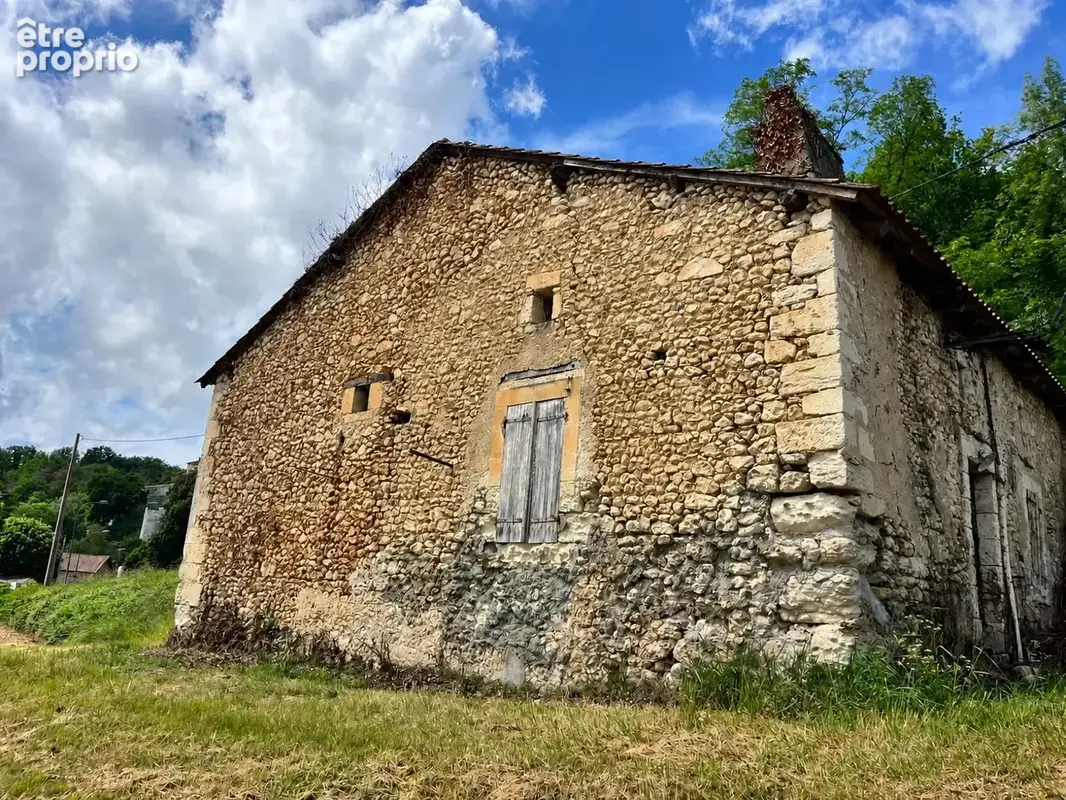 Maison à SAINT-ASTIER