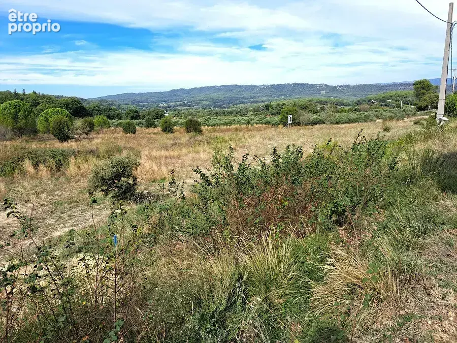 Terrain 335 m² à Rognes  - photo 3