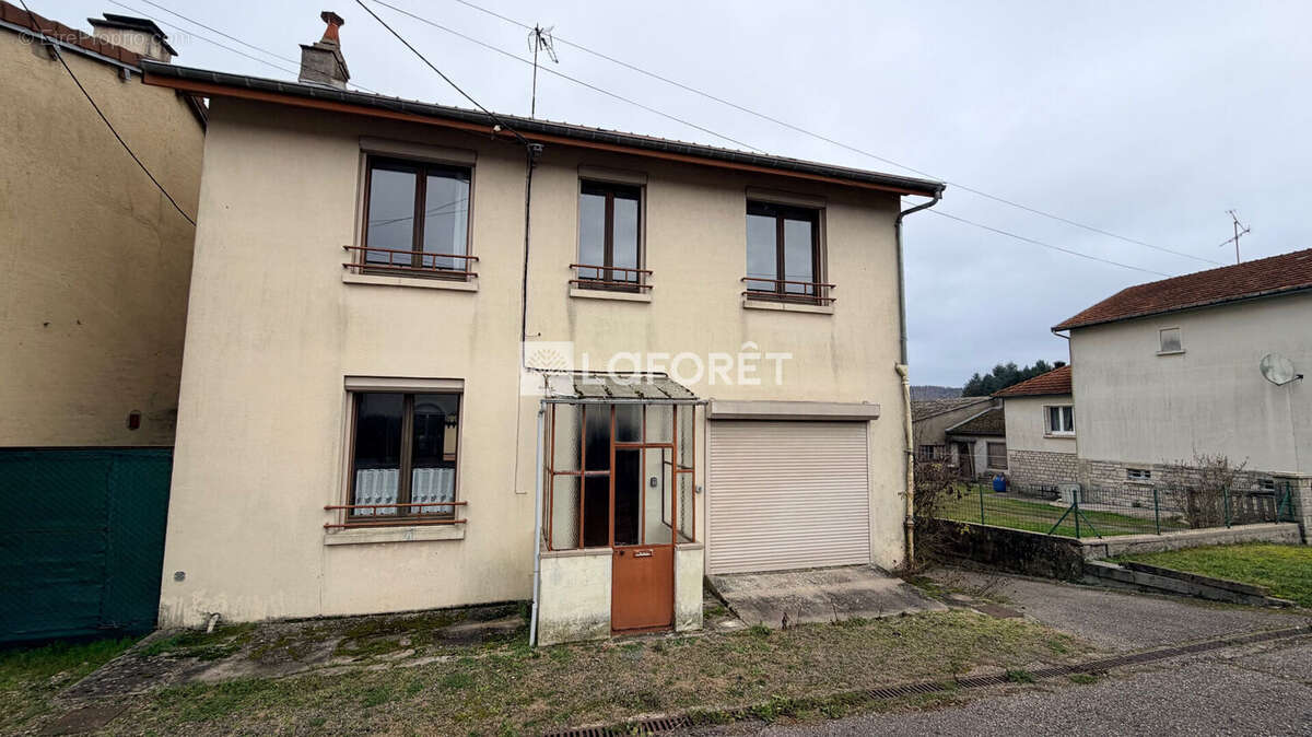 Maison à LES ISLETTES