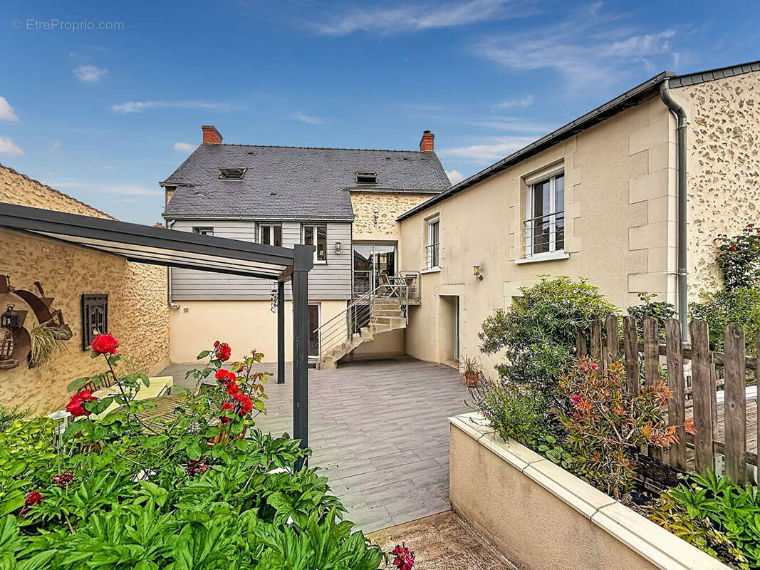 Maison 5 pièces 135 m2 - photo 2