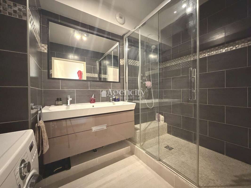 Appartement 61 m² à Bussy-Saint-Georges  - photo 7