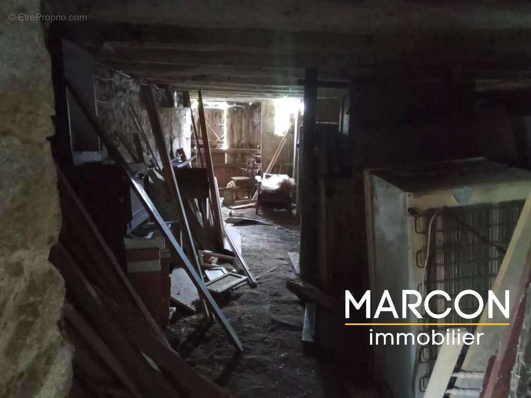 Maison à SAINTE-FEYRE