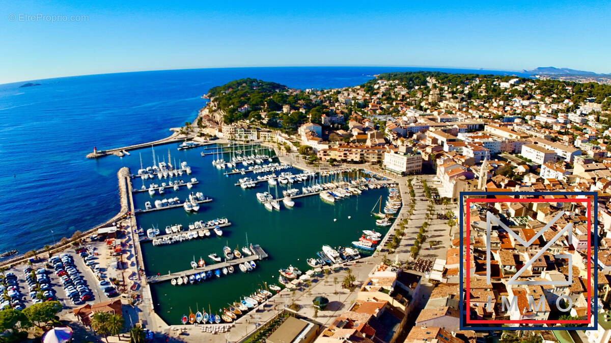 Appartement à SANARY-SUR-MER