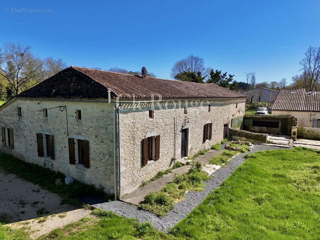 Maison à DURAS