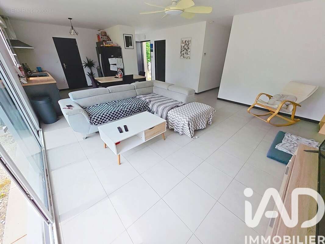 Maison 90 m² à Marthon  - photo 2