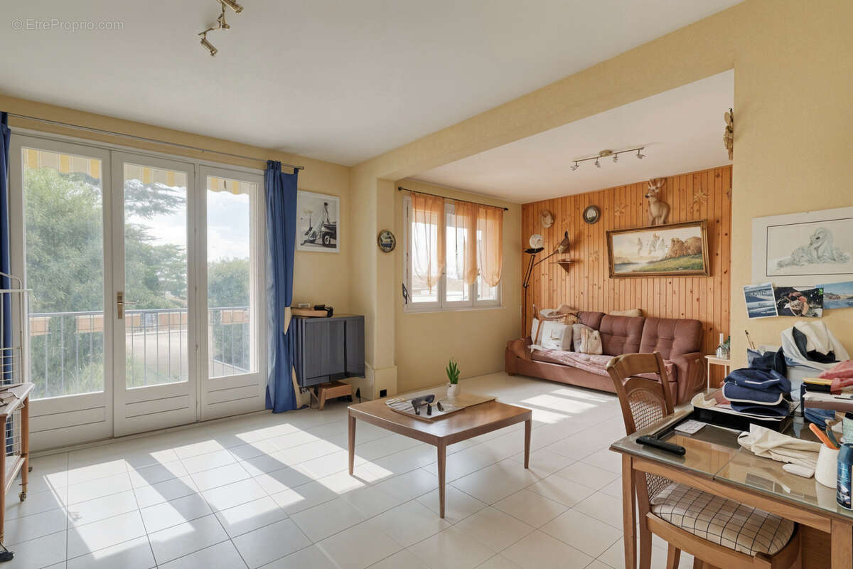 Appartement à TIGNIEU-JAMEYZIEU