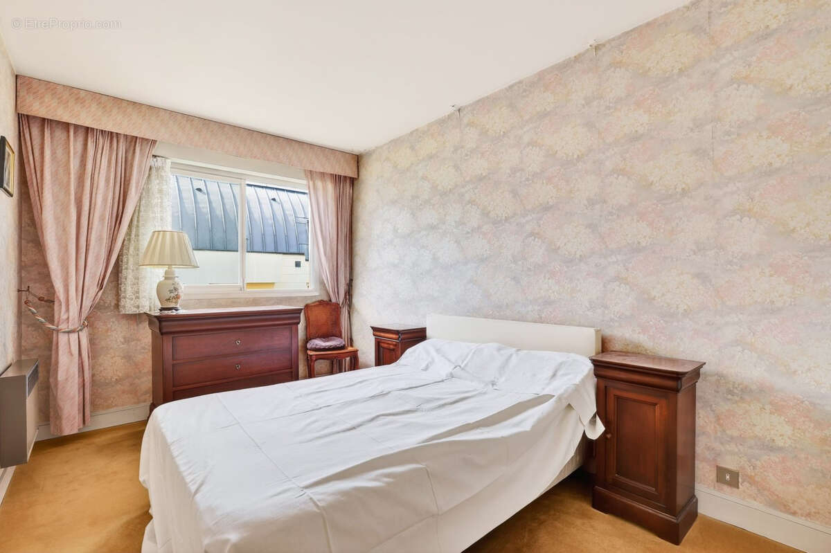 Appartement à PARIS-20E