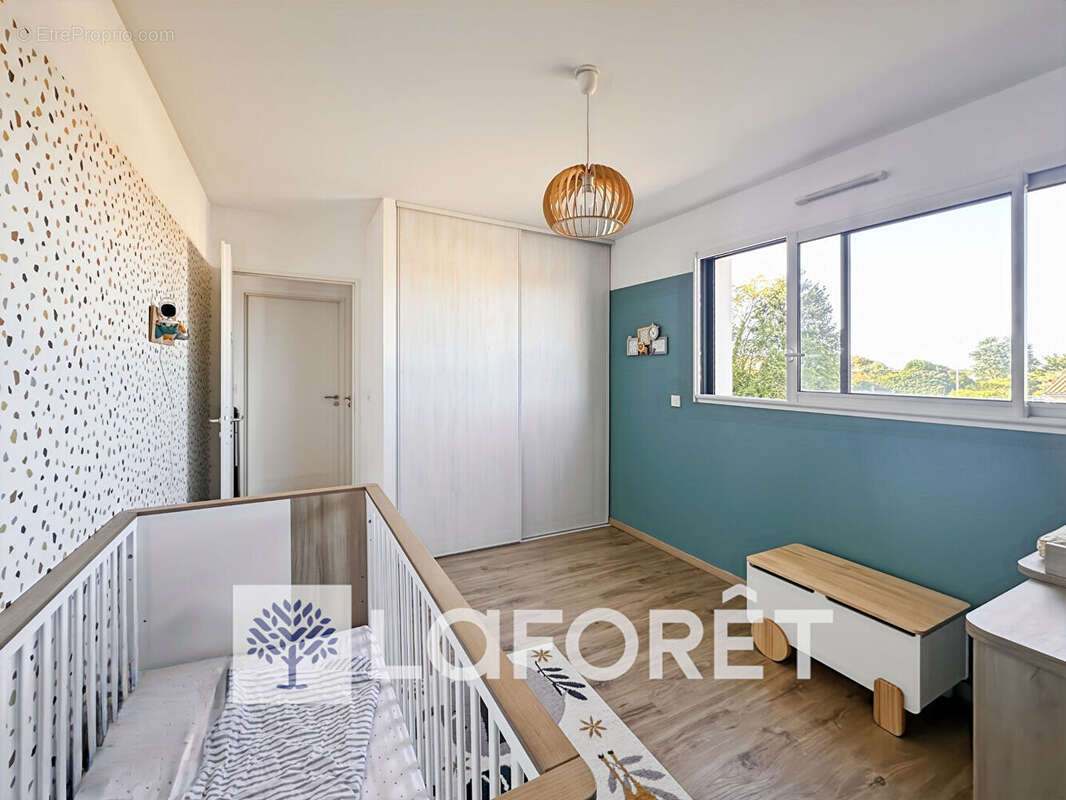 Maison contemporaine 2020 - 199 m² - 4 chambres - Terrain 999 m² entre SAINTES (17100), PONS (17800) et COGNAC (16100) - photo 18