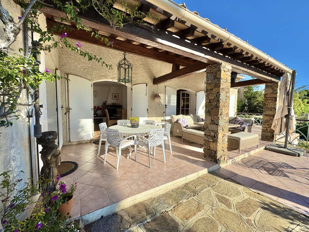 Maison à LA CROIX-VALMER