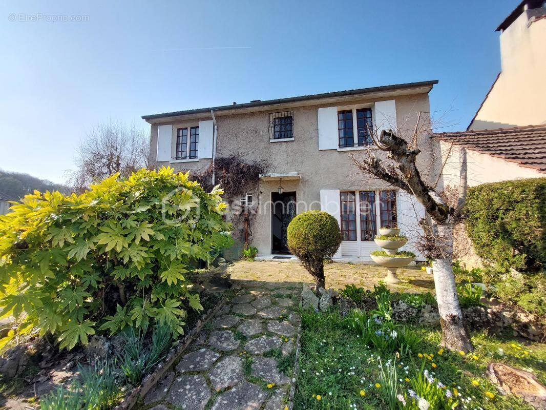 Maison à MONTATAIRE