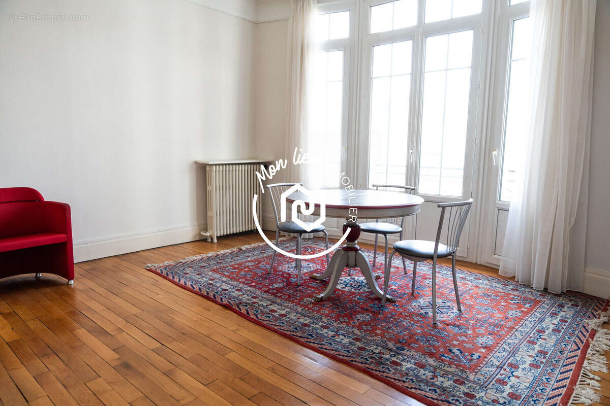 Appartement 147 m² à Tours  - photo 4