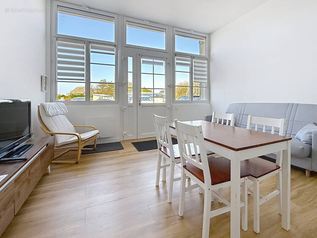 Appartement à CAROLLES