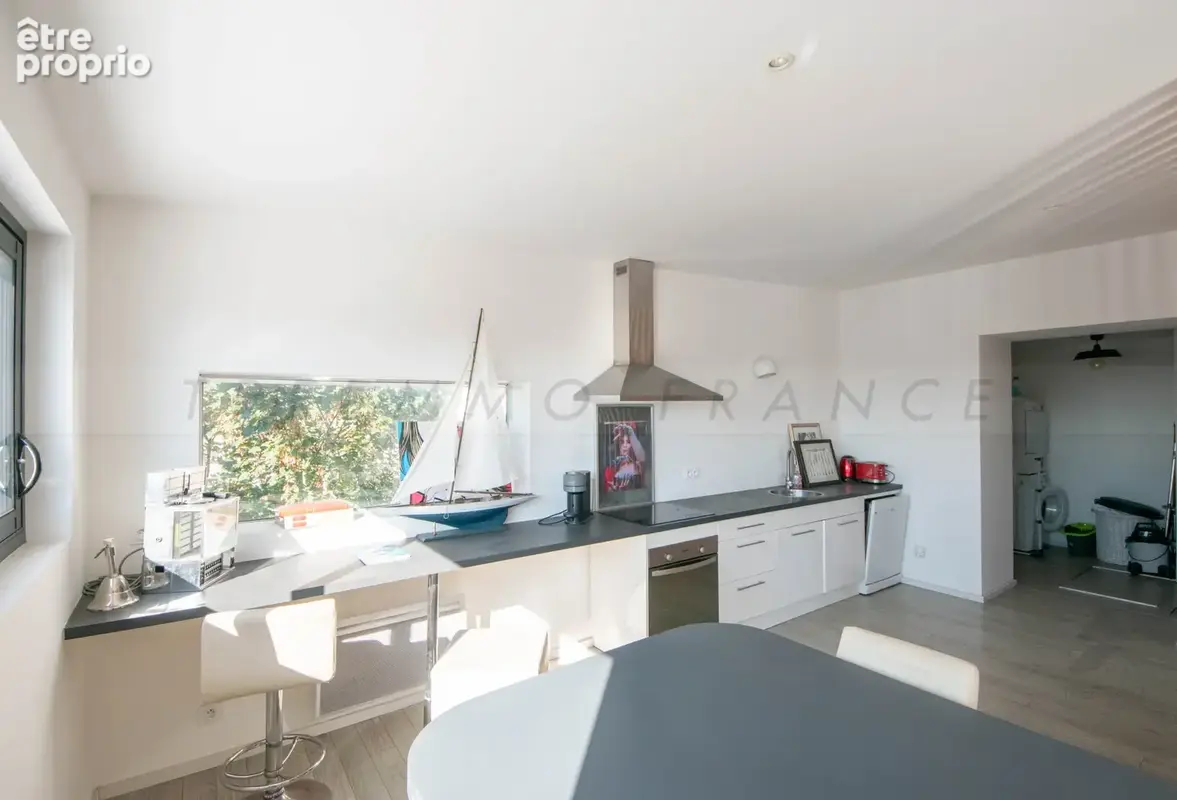 A vendre - brest - appartement t2 de 94 m2 - 1er etage -  terrasse - 240000€ - photo 10