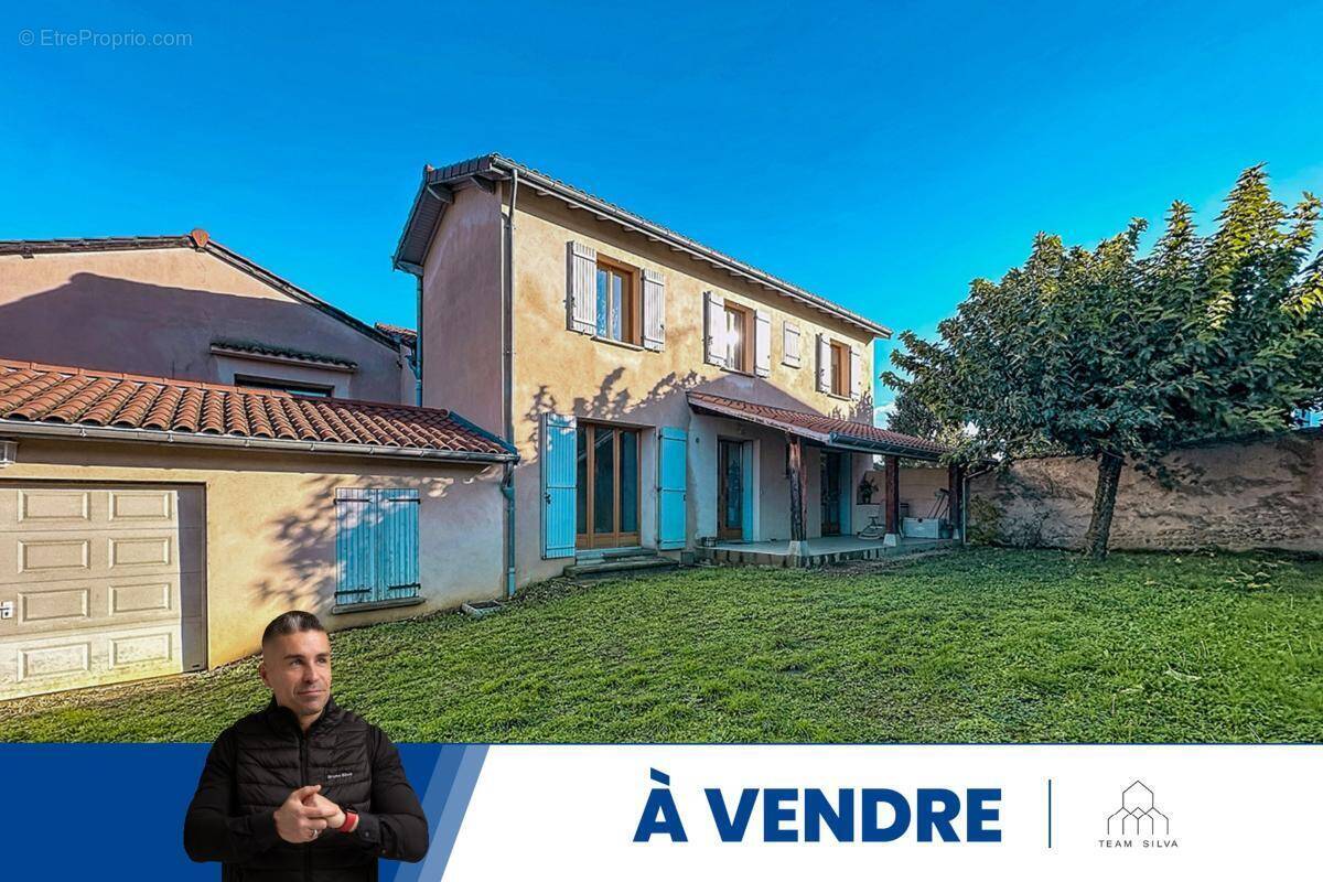 Maison à CHARLY