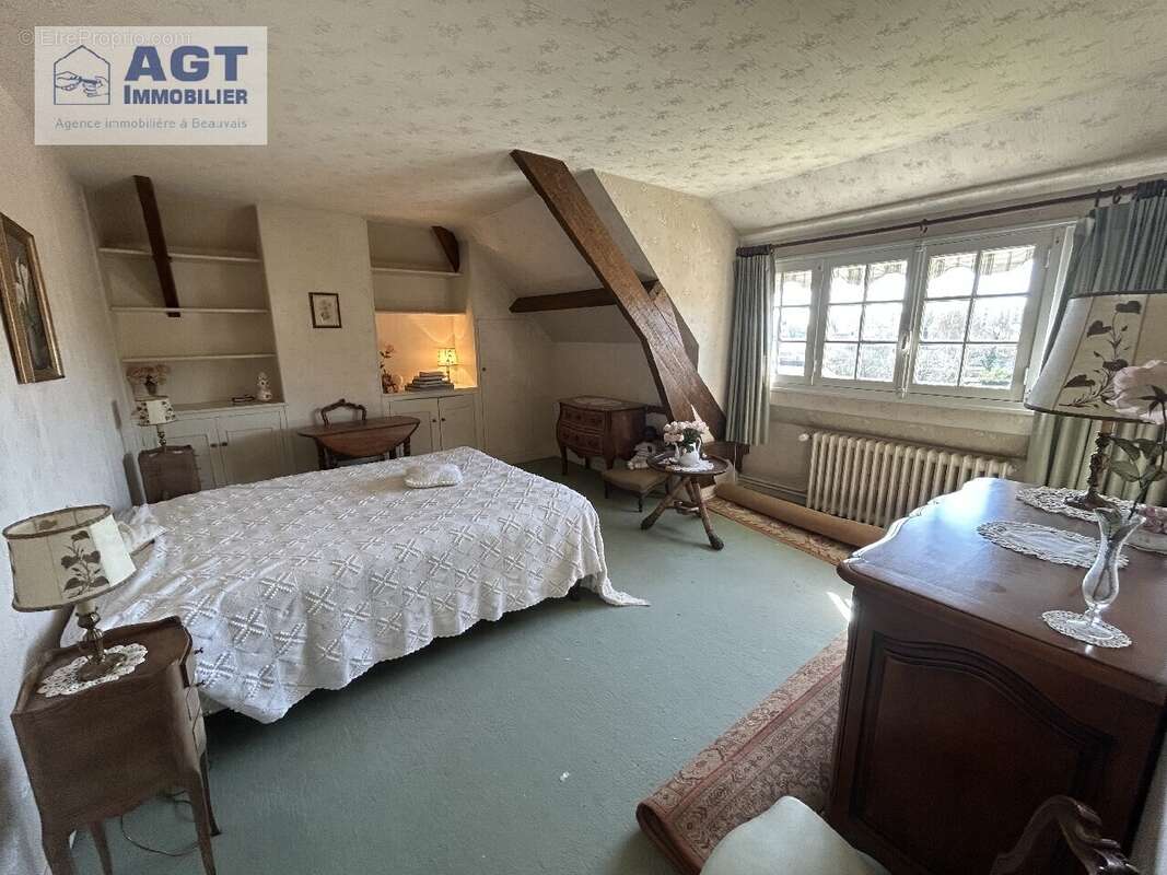 Maison à BEAUVAIS
