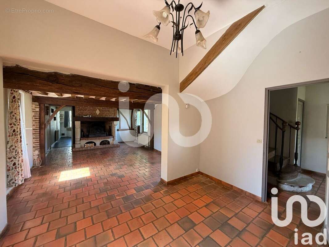 Photo 5 - Maison à SAINT-OUEN-DE-THOUBERVILLE