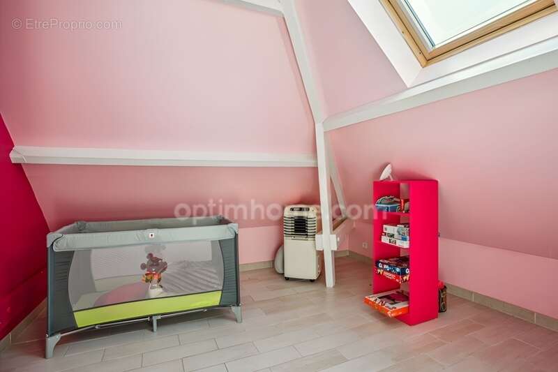 Maison à VERT-SAINT-DENIS