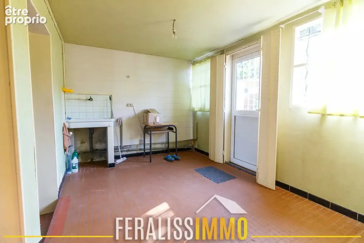 Très beau potentiel pour cette charmante maison de 3 pièces - photo 7