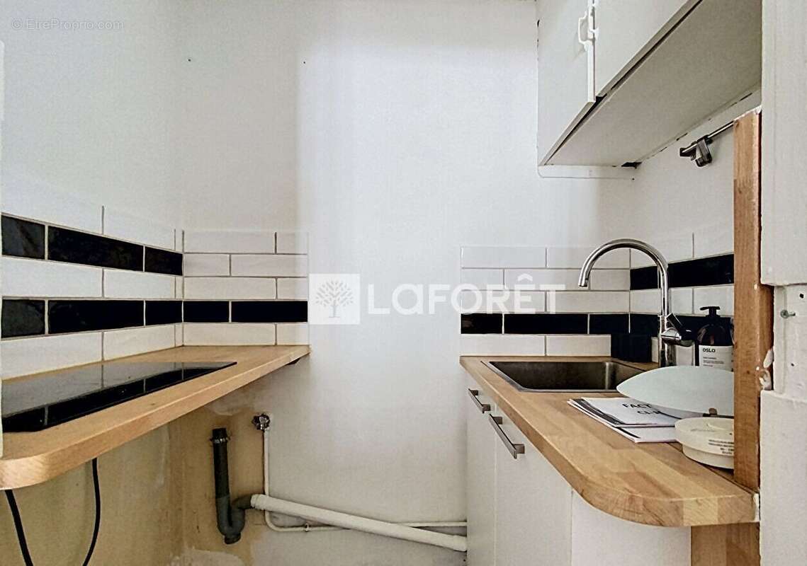 Appartement à PARIS-8E
