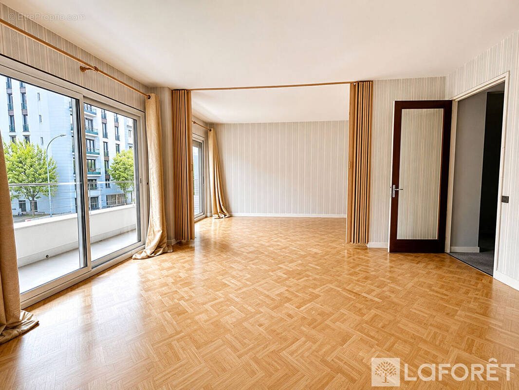 Appartement à CHAVILLE