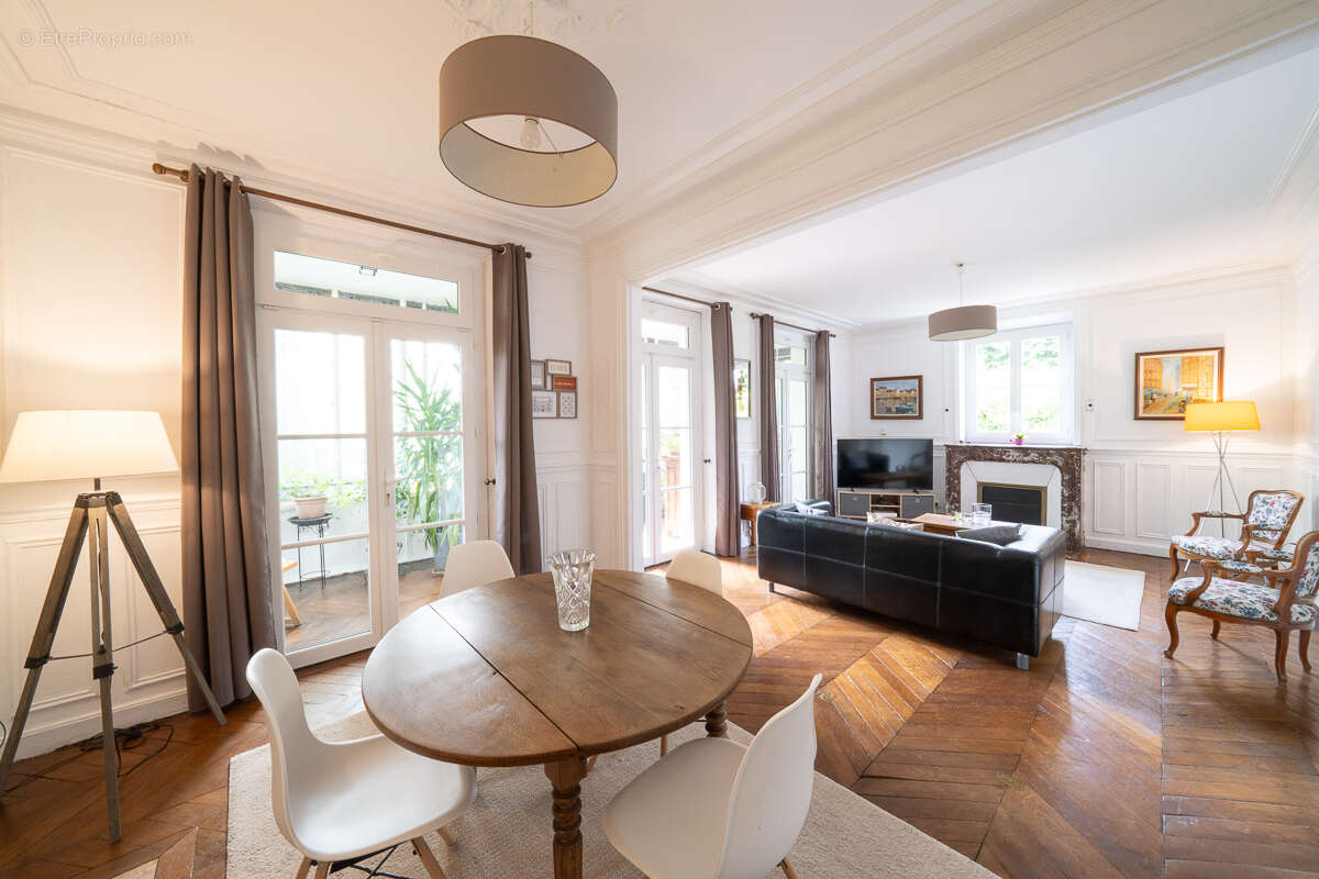 Maison à LAGNY-SUR-MARNE