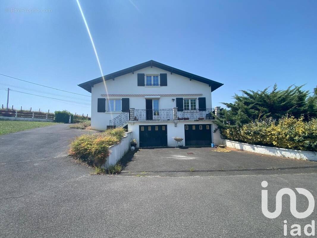 Photo 1 - Maison à HASPARREN