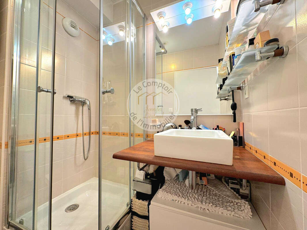 Appartement à MARSEILLE-13E