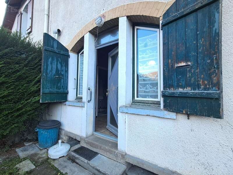 Maison à SARRANCOLIN