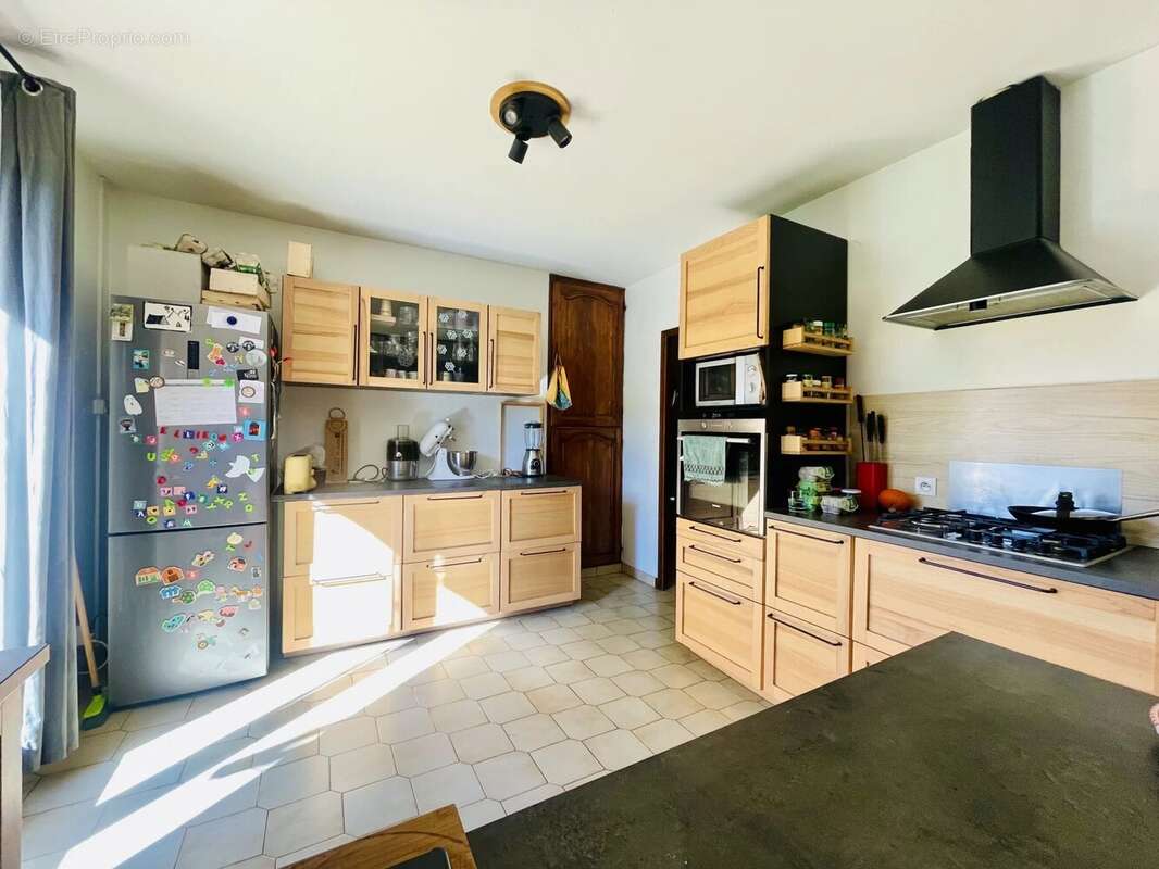 Maison à MIRABEL-AUX-BARONNIES