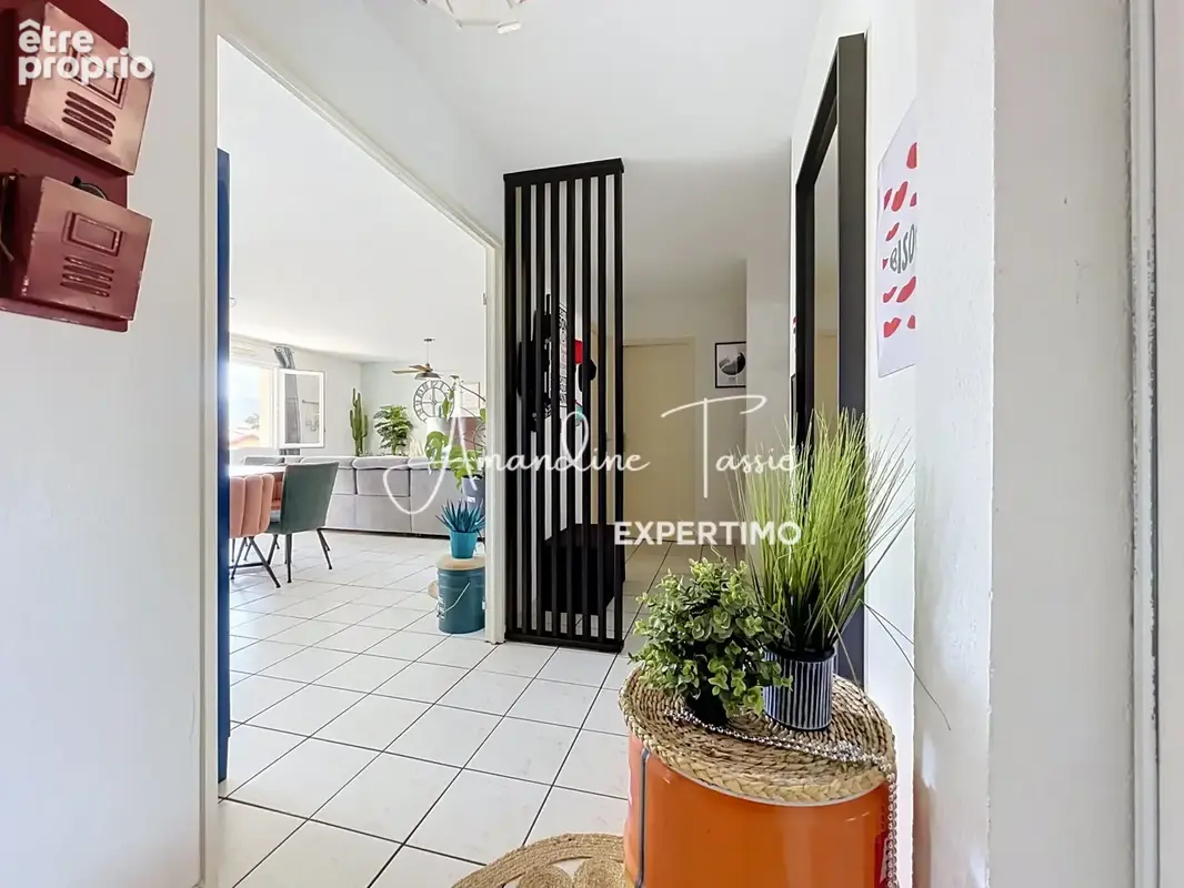 Bel appartement de 136,98 m2 avec balcon & grand garage - photo 8