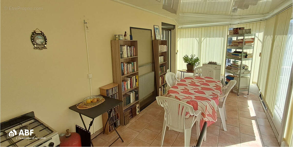 Vallee de la varenne - pavillon 5 pieces sur sous-sol complet - photo 7