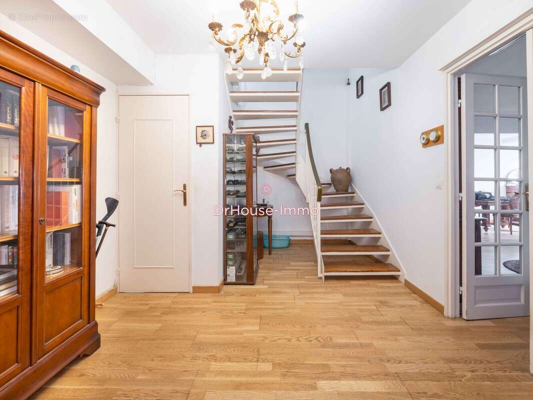 Appartement à SAINT-GRATIEN