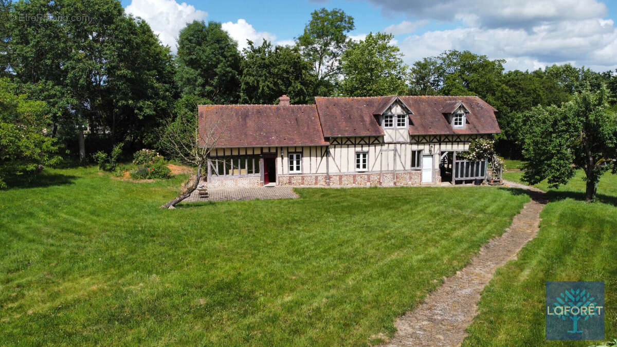 Maison à BERNAY