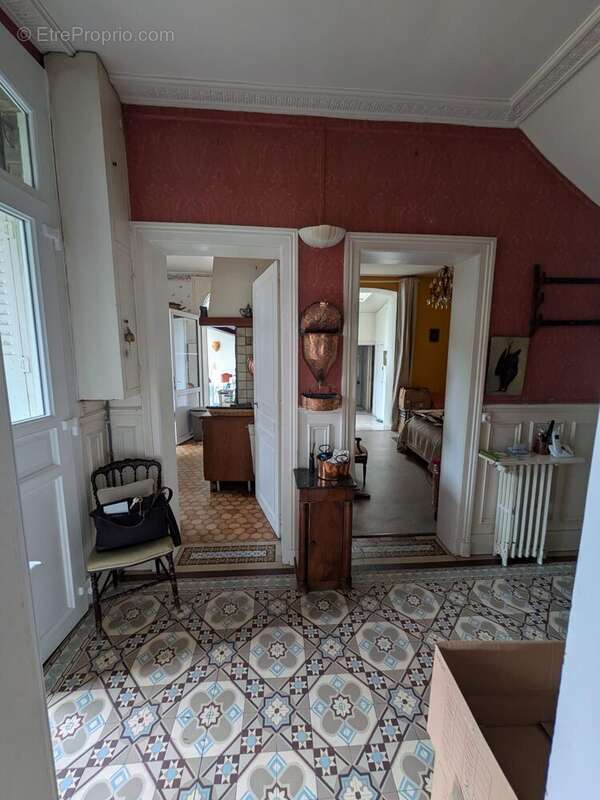 Maison à COMPIEGNE