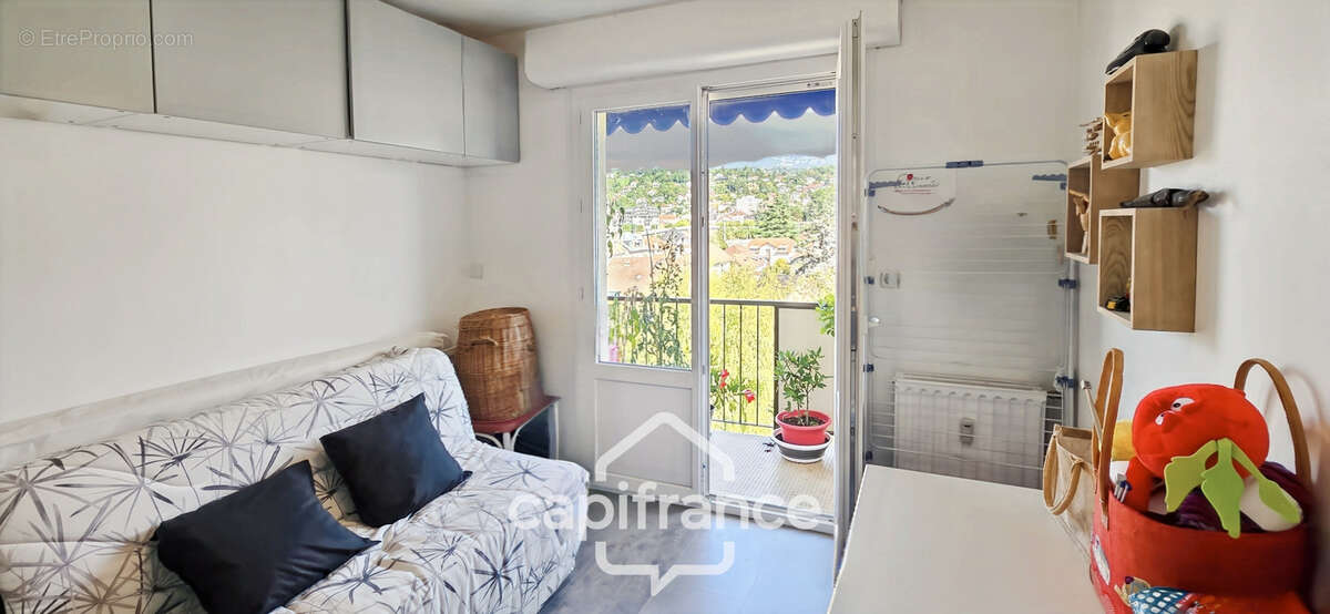 Appartement à vendre 5 pièces entre ville et lac - AIX LES BAINS (73)  Dernier étage - photo 7