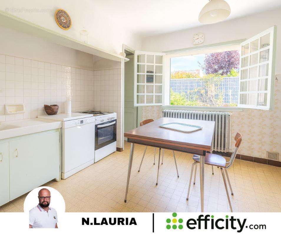 Maison à MEYRARGUES