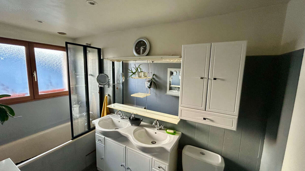 Maison à GOUSSAINVILLE