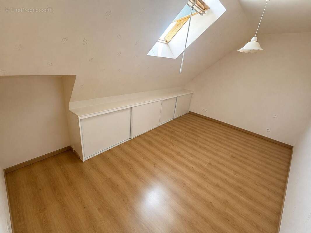 Maison 91 m² à Nevoy  - photo 9