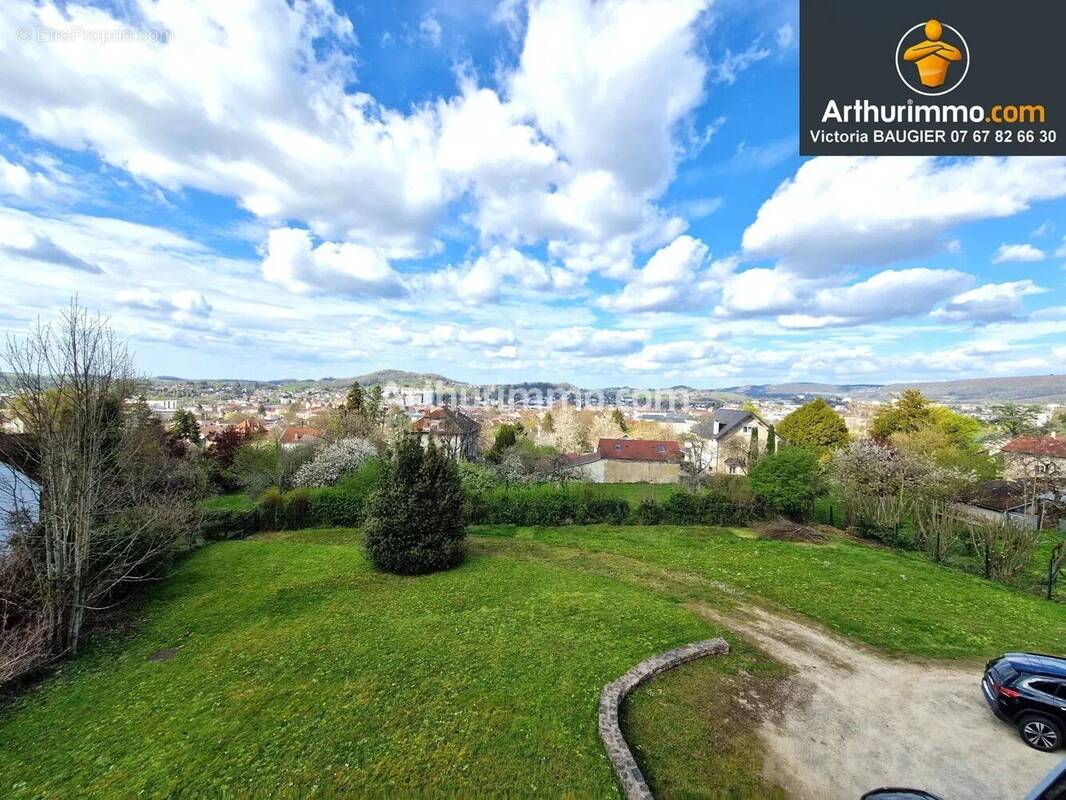 Maison à LONS-LE-SAUNIER