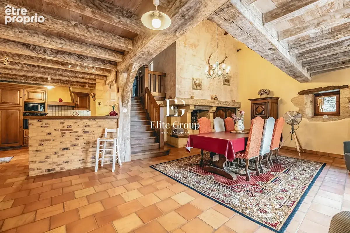À VENDRE Maison de village Biron 12 pièces 321.31 m2 - photo 3