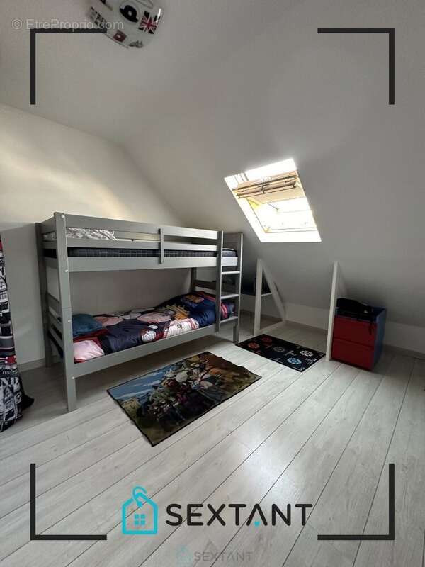 Maison à PETIT-COURONNE