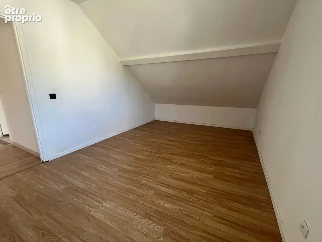 Maison 4 pièces 80 m² à vendre à Angicourt (60940) - photo 7