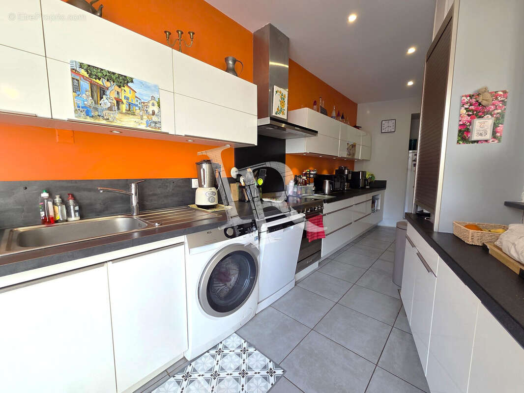 Maison à BRIVES-CHARENSAC